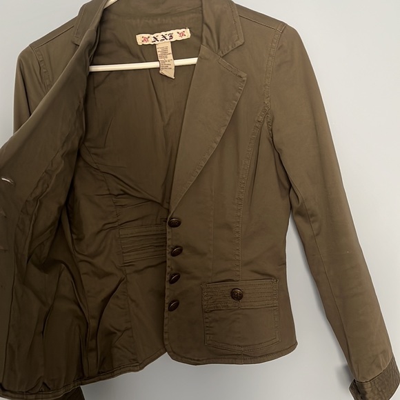 Super cute faded army green blazer, size small from Forever 21 - Picture 6 of 6
